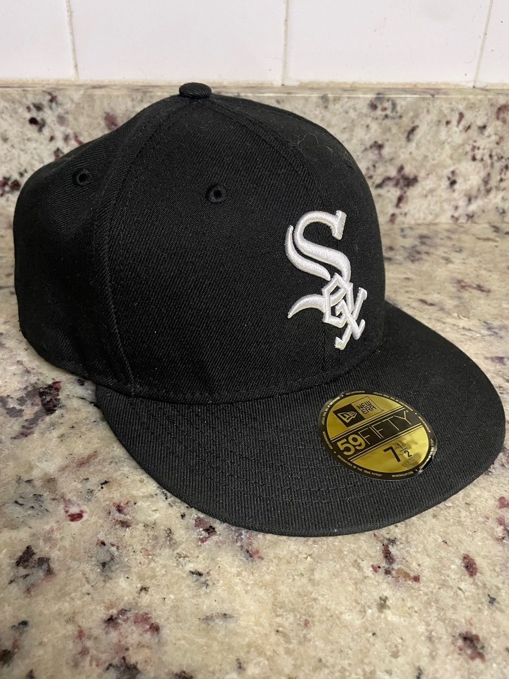 New Era Black White Chicago Sox Fitted Cap 7 1/2 hat game authentic baseball
